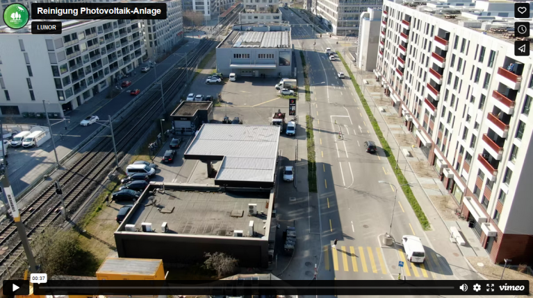 Cleaning photovoltaic system